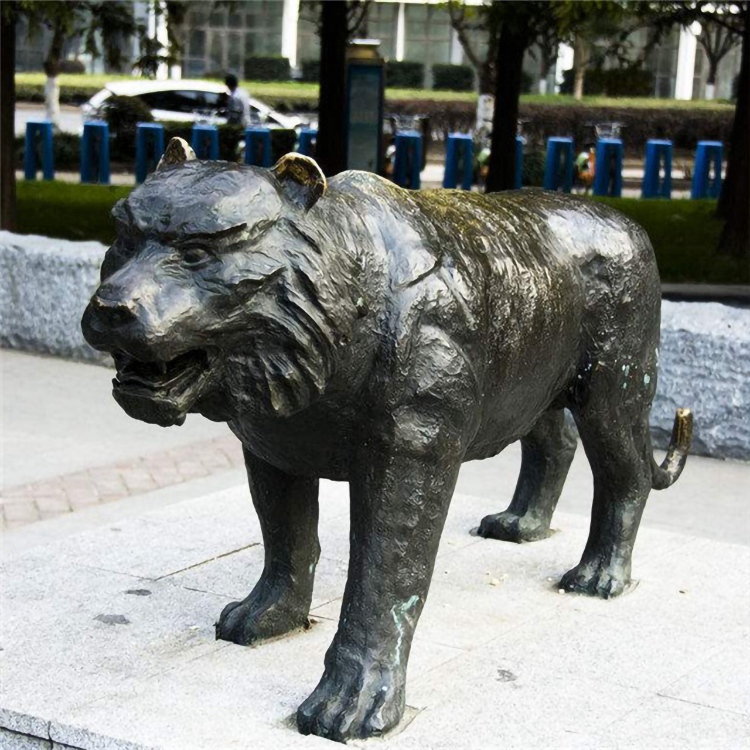outdoor bronze tiger sculpture