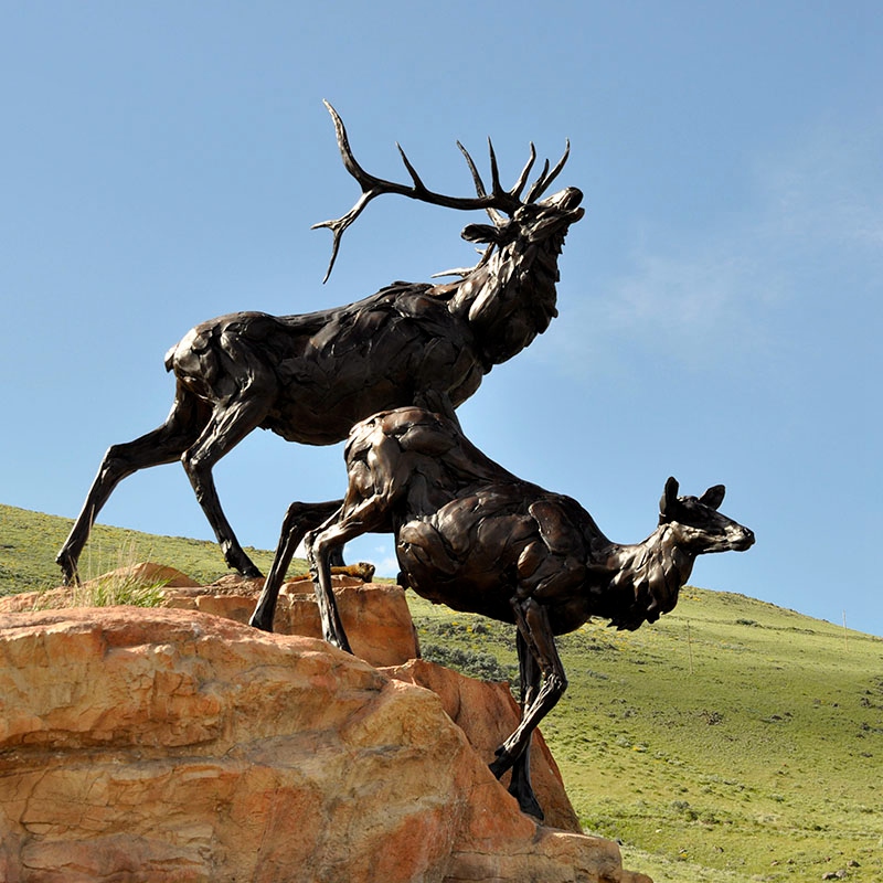 outdoor deer sculpture