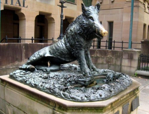 Impressive Intimidating Primitive Popular Art Outdoor Decoration Casting Bronze Wild Boar Fountain Sculpture