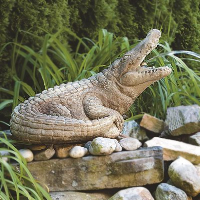 Crocodile fountain statue