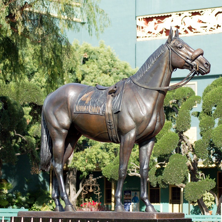 Medium horse statue