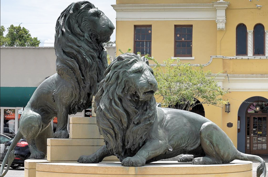 huge lion statue
