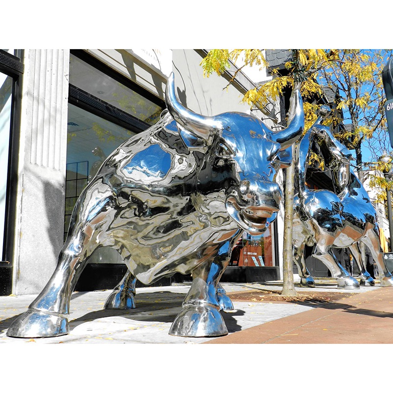 Silver bull sculpture