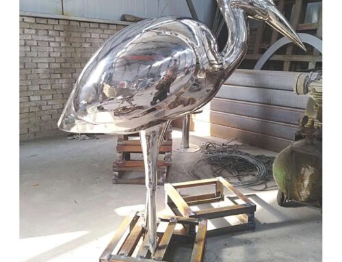 Crane with mirror Gruiformes stainless steel sculpture