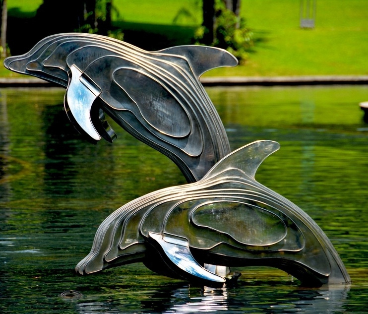 Dolphin statue sculpture