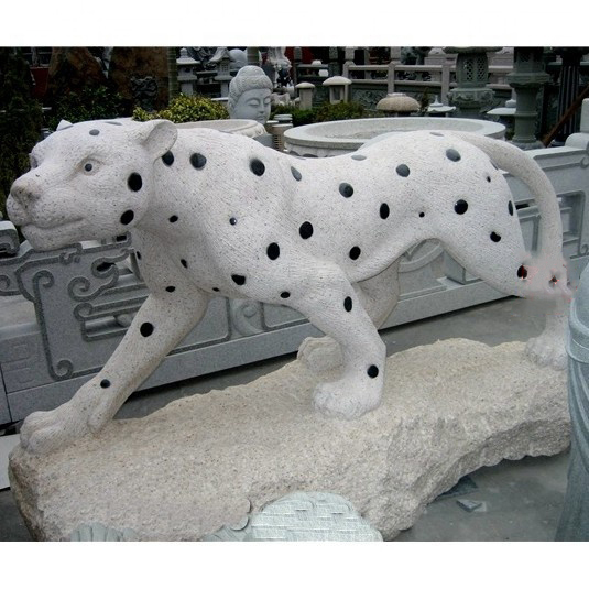 stone leopard sculpture