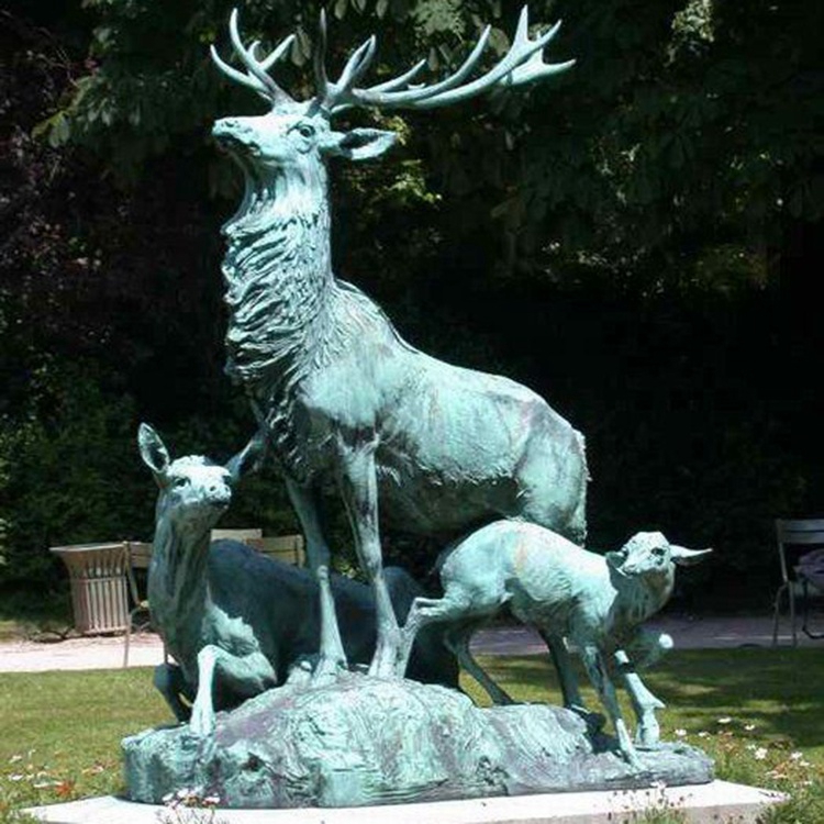 elk and elk mother statue