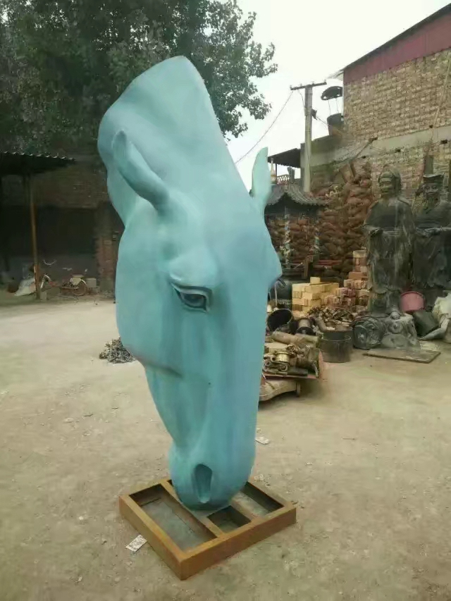 art horse head statue