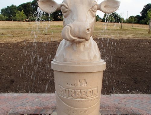 Outdoor Popular Decor Ornament Hand-Carved Stone Bull Head Fountain Statue with Its Tongue Sticking Out