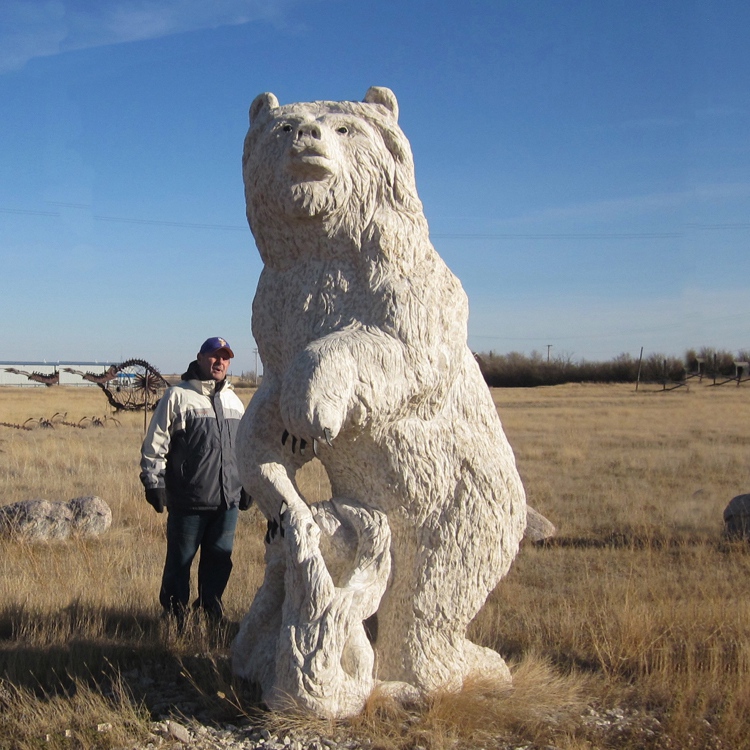  White bear sculpture