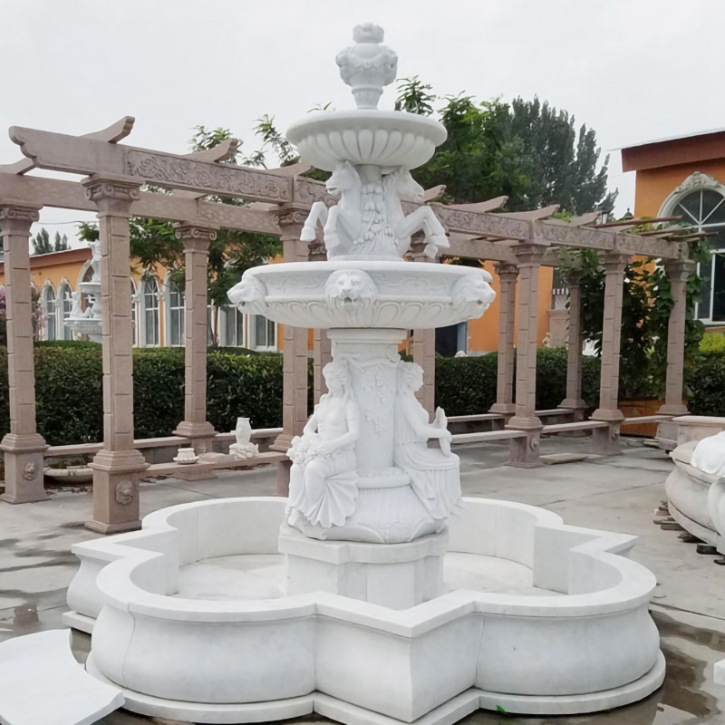 Decorative water fountain 