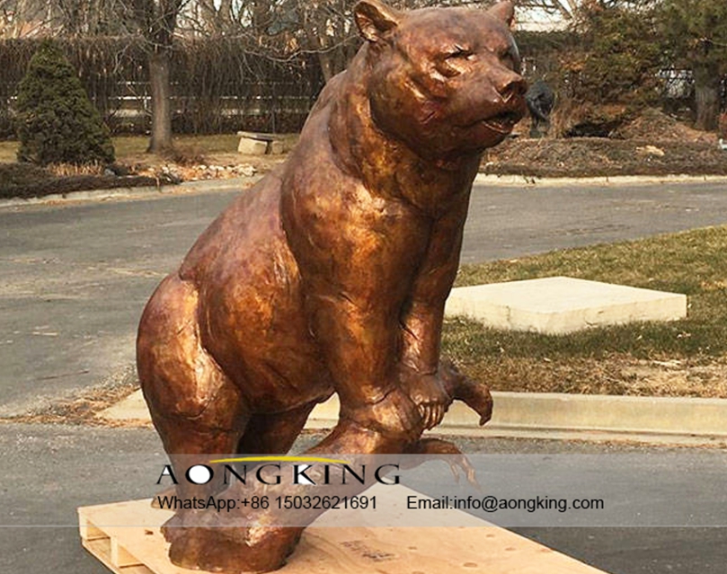 small bear fountain sculpture