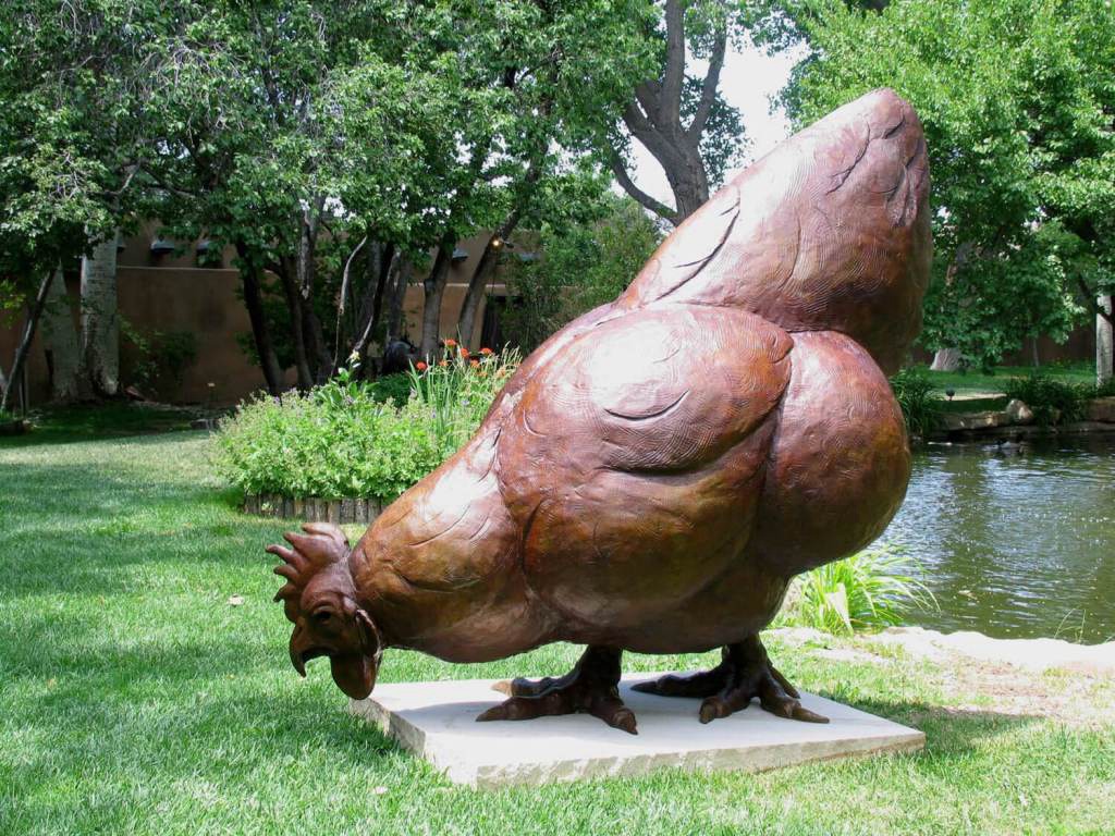 chicken statue sculpture