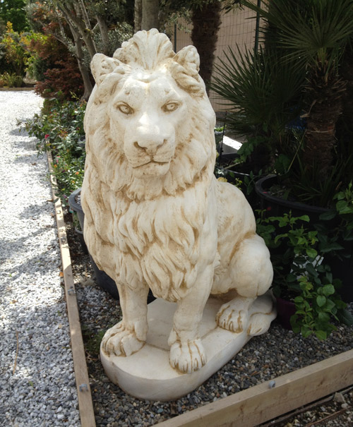 garden lion stone statue