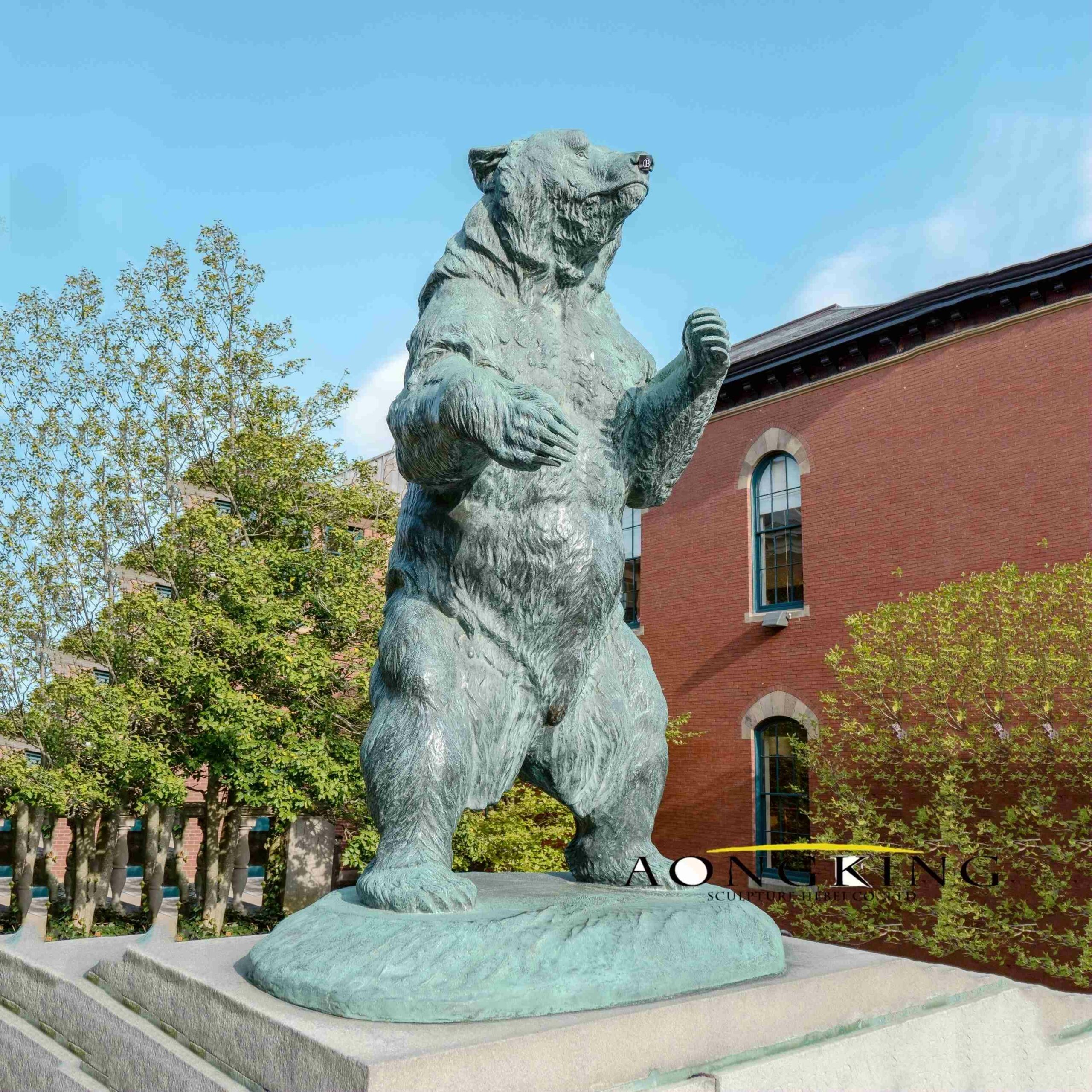 grizzly bear sculpture