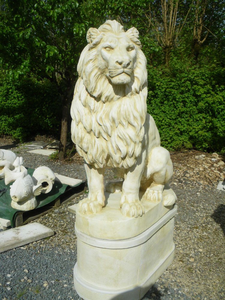 sitting lion stone statue