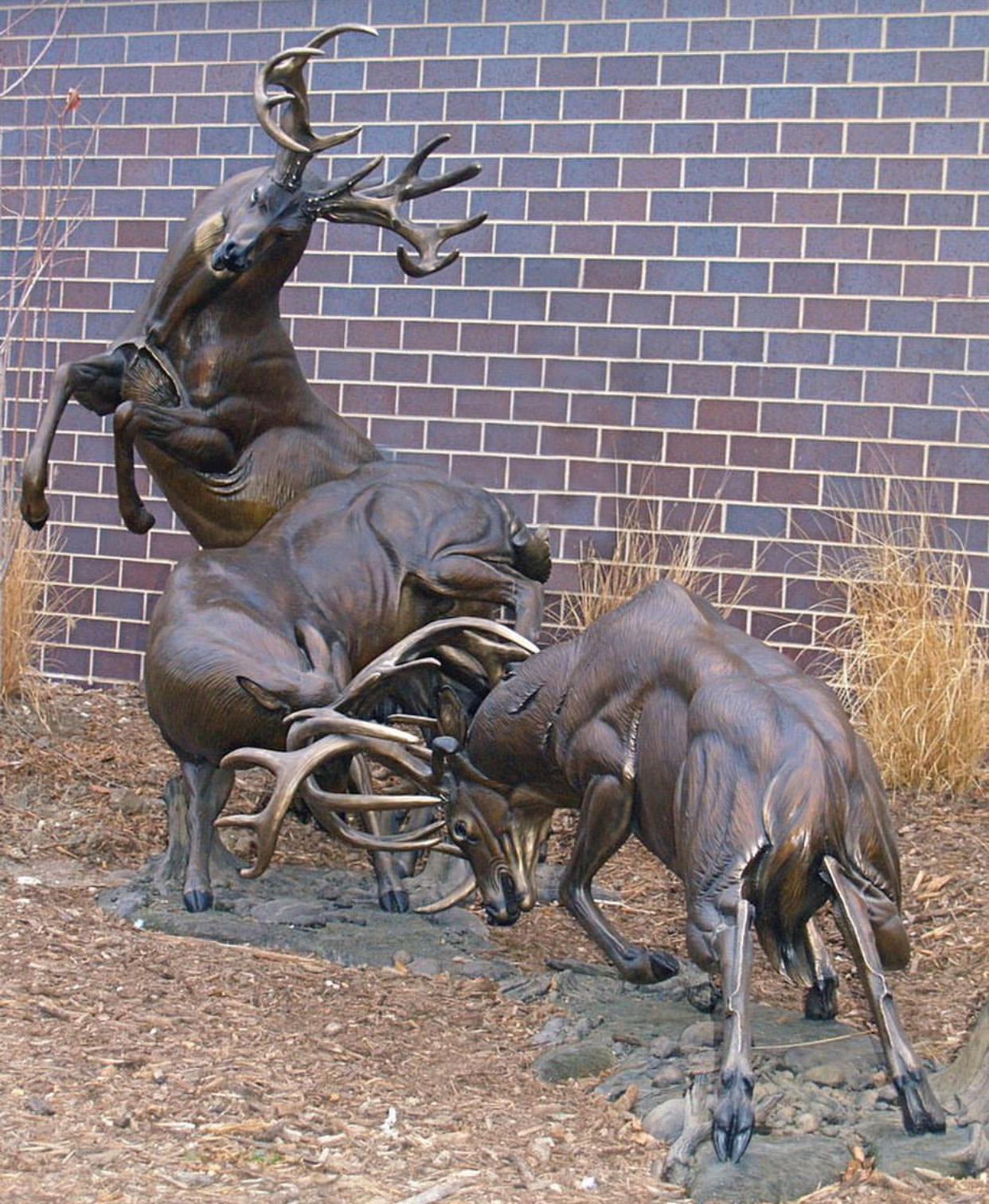 Creative Garden Animal Ornament Fighting Three Deers Bronze Statue