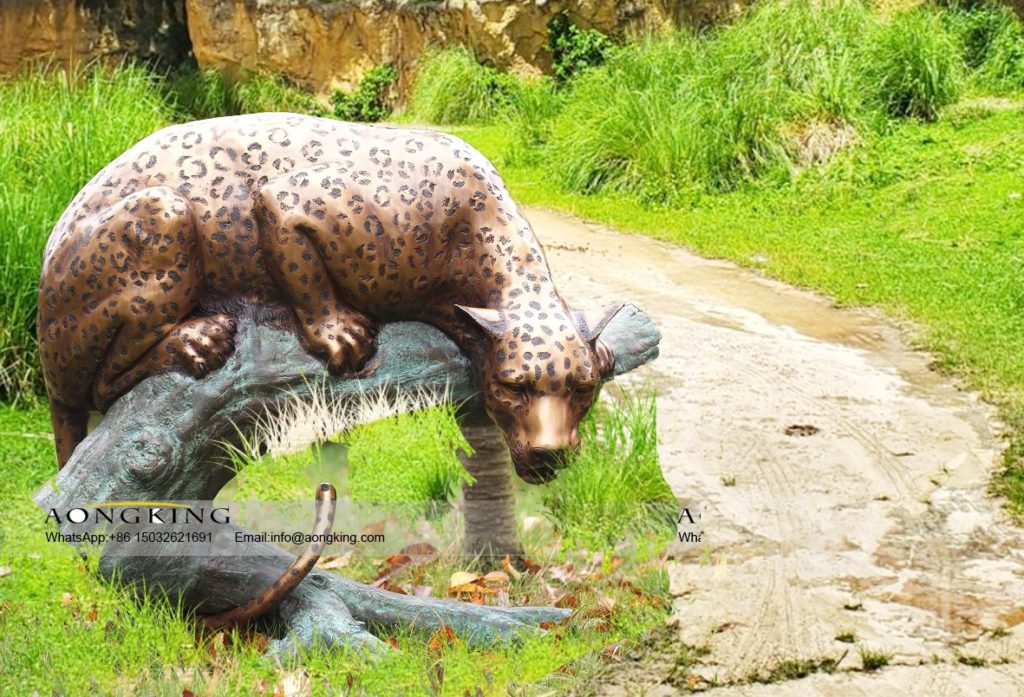 Large Outdoor Bronze Subspecies of Amur Leopard Sculpture on Trunk