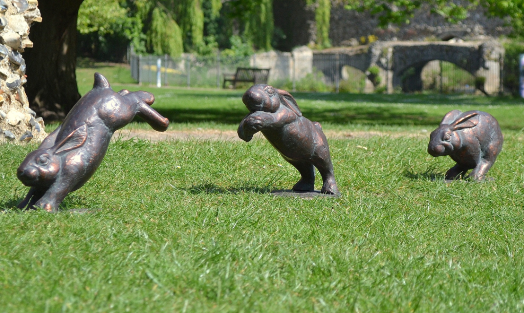 Modern bronze rabbit garden statue