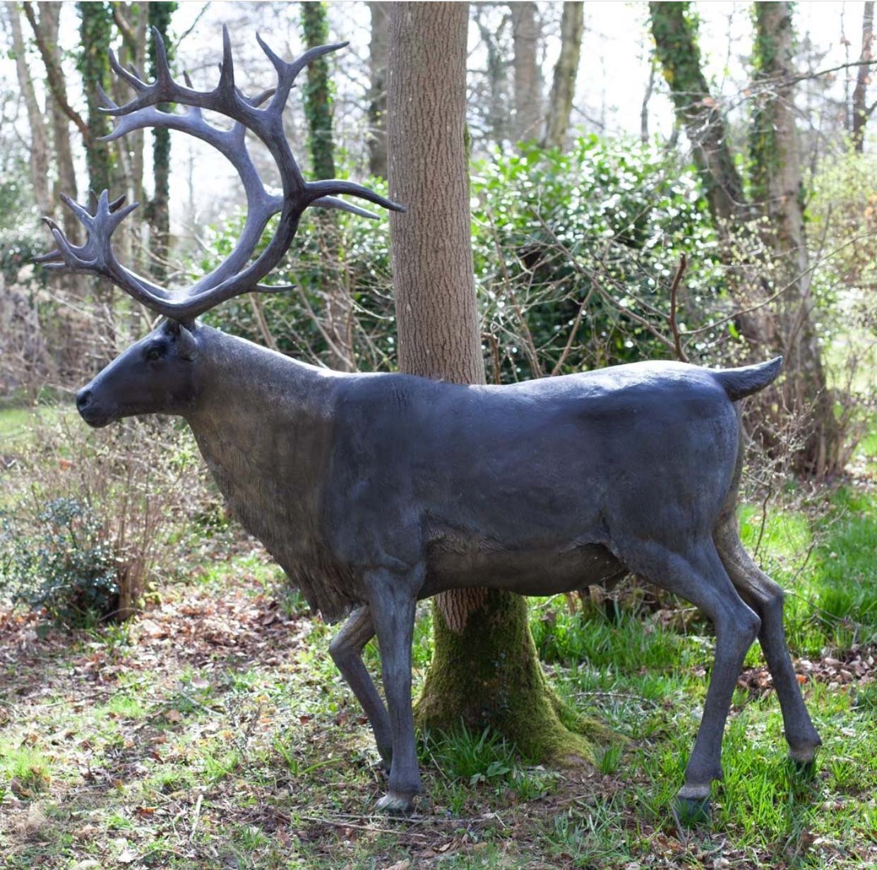 Life Size Outdoor Large Bronze Reindeer Statue