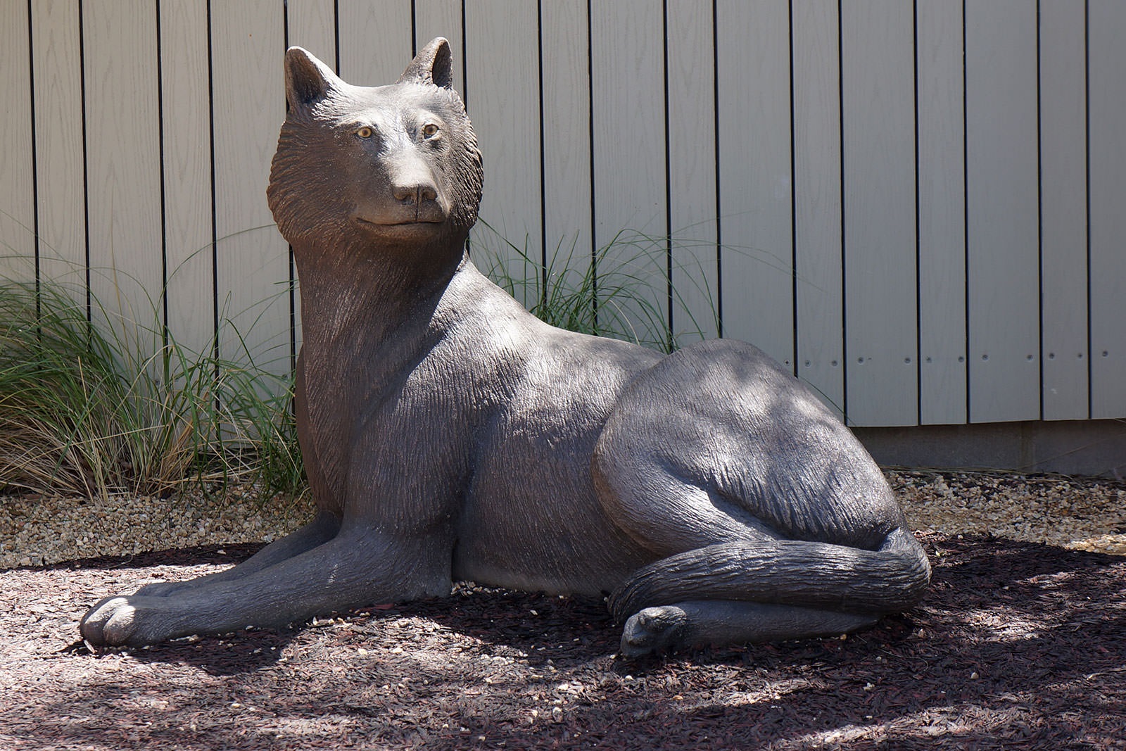 Lovely Outdoor Garden Bronze Prehistoric Dire Wolf Sculpture