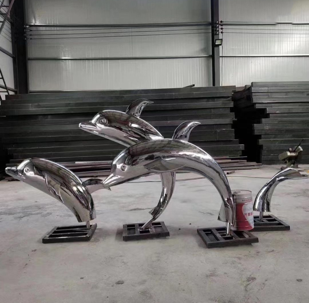 New Design stainless steel Jumping Dolphin for pool Ornament