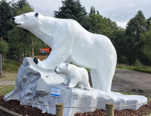 Customized Art Shop Good Sale White Marble Polar Bear Sculpture for Outdoor