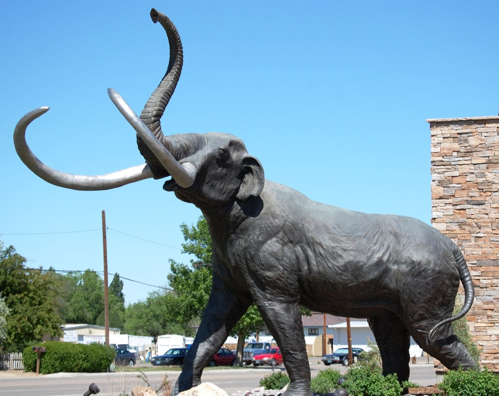 Precious large garden animal Bronze woolly mammoth statues