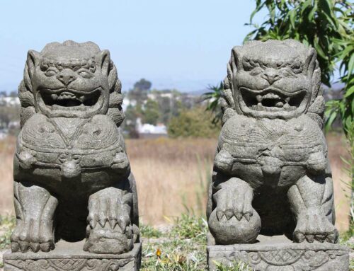 Large Outdoor Decoration Majestic Intricate Traditional Symbolic Guardian Hot Selling Mascot a Pair of Stone Foo Dogs