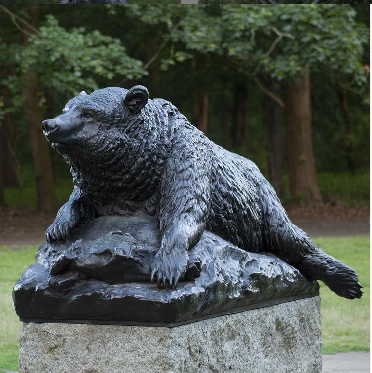 garden bear decor sculpture