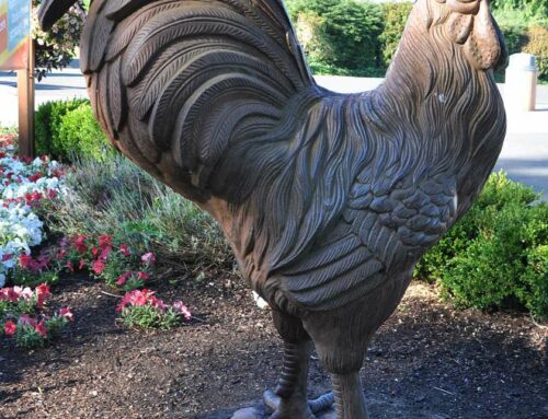 Provocative Garden Ornament Lifelike Standing High-Quality Bronze Outdoor Rooster Statue for Sale
