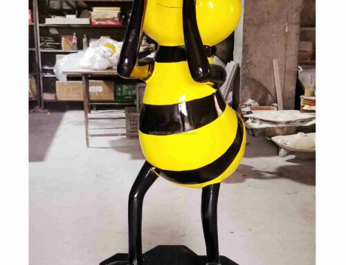 Top Hot Sale Decoration Modern Cartoon Decoration Garden Large Fiberglass Bee Sculpture for Sale