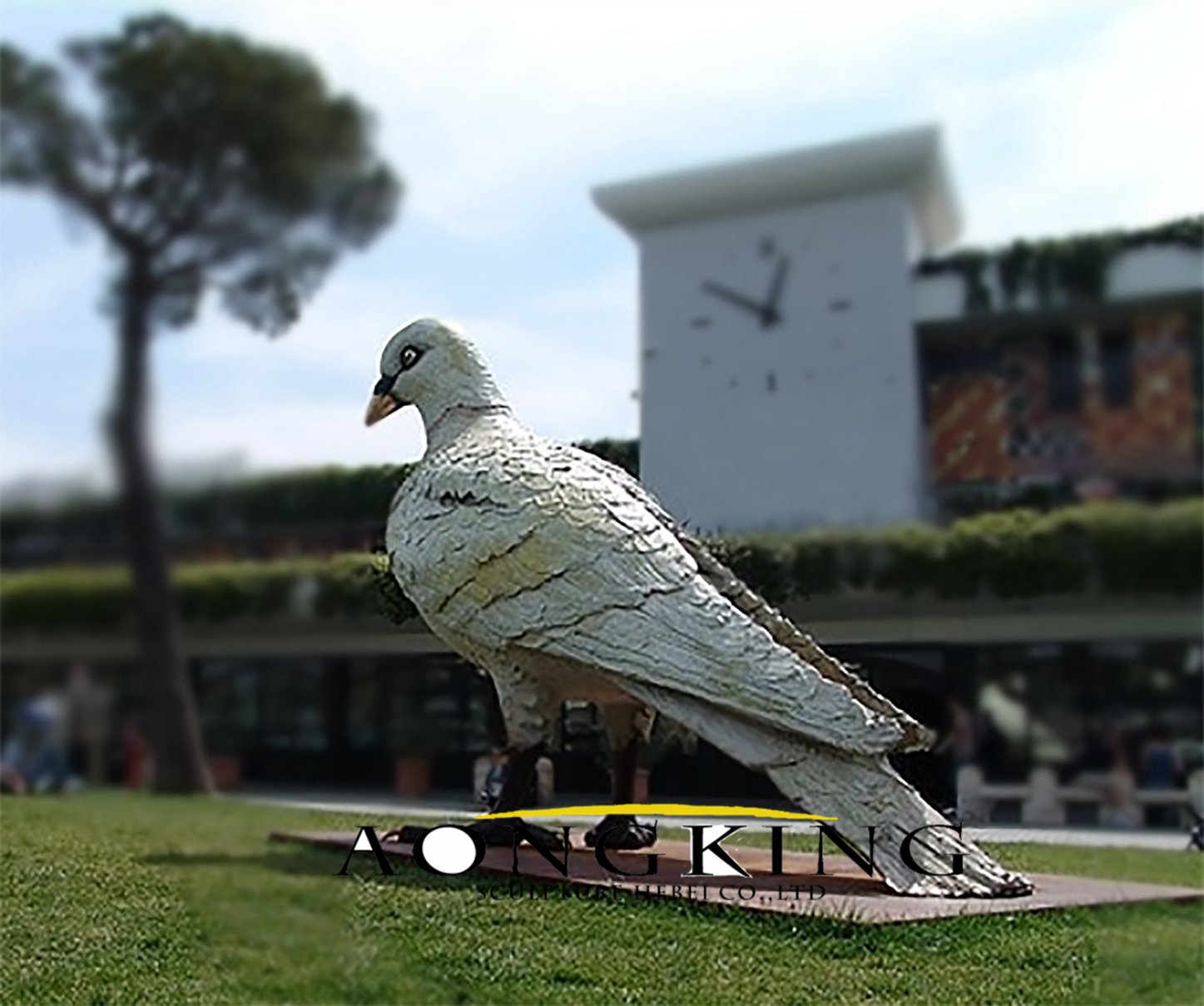 fiberglass pigeon statue